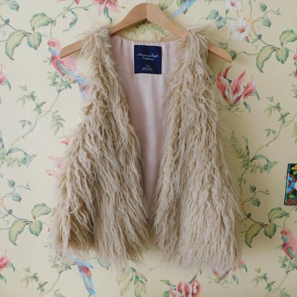 🦅Faux Fur Sherpa Vest 🦔🐾 - Picture 2 of 13